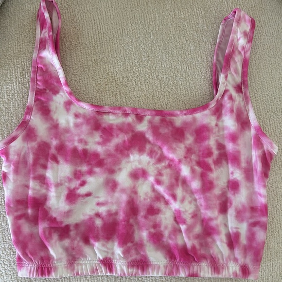 🩷 Adorable Tie dye pink white sports bra - Picture 4 of 4